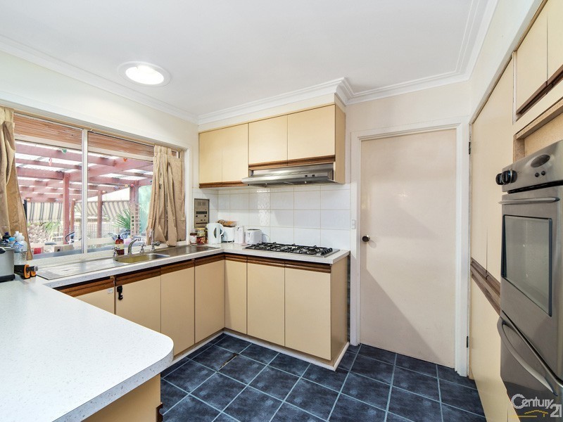 2 Effron Court, Frankston VIC 3199