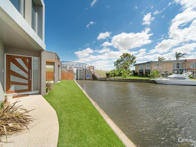 14  Marine Drive, Patterson Lakes VIC 3197