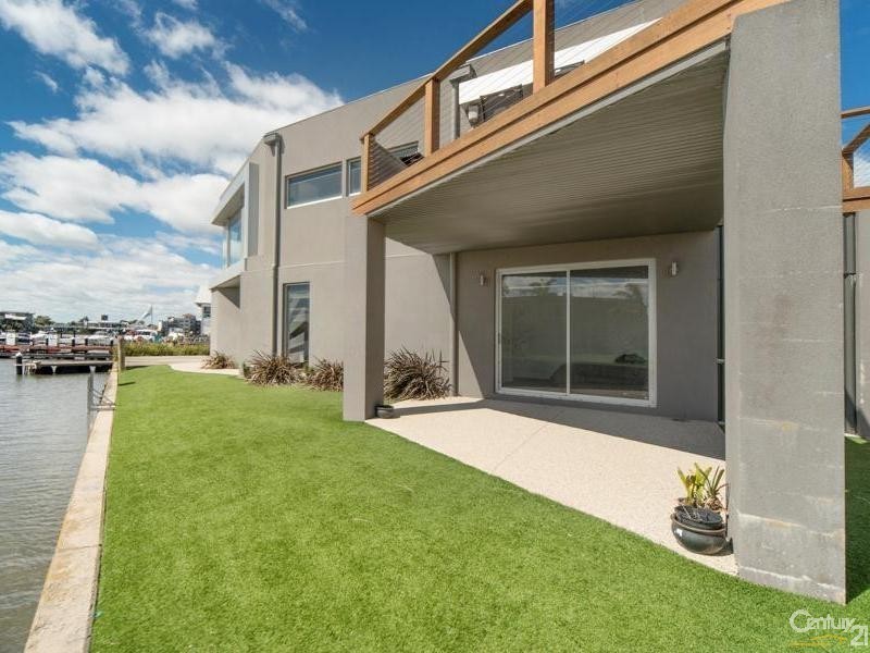 14  Marine Drive, Patterson Lakes VIC 3197