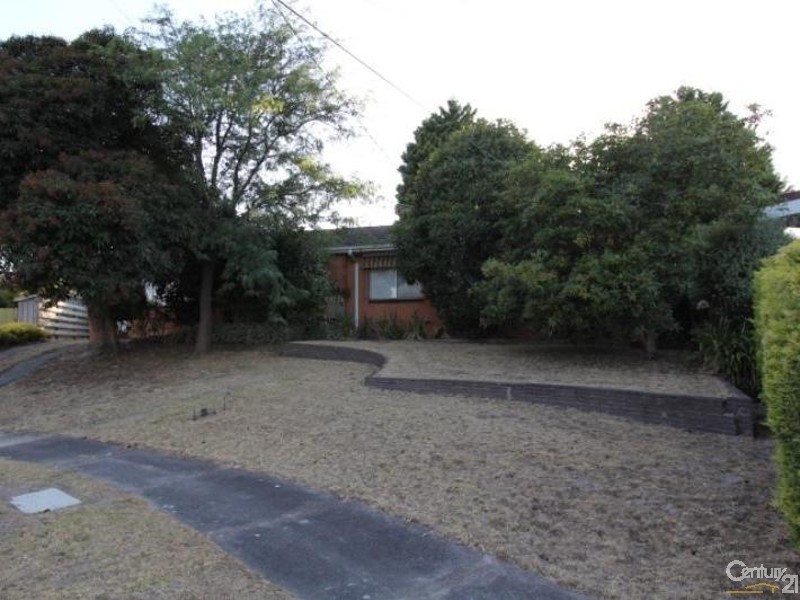 6 Mayfair Court, Frankston VIC 3199