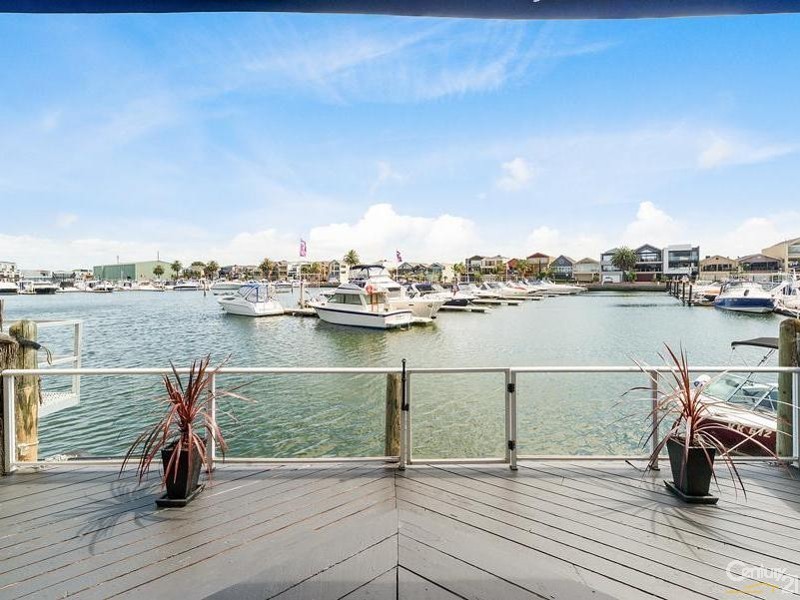 8 Inner Harbour, Patterson Lakes VIC 3197