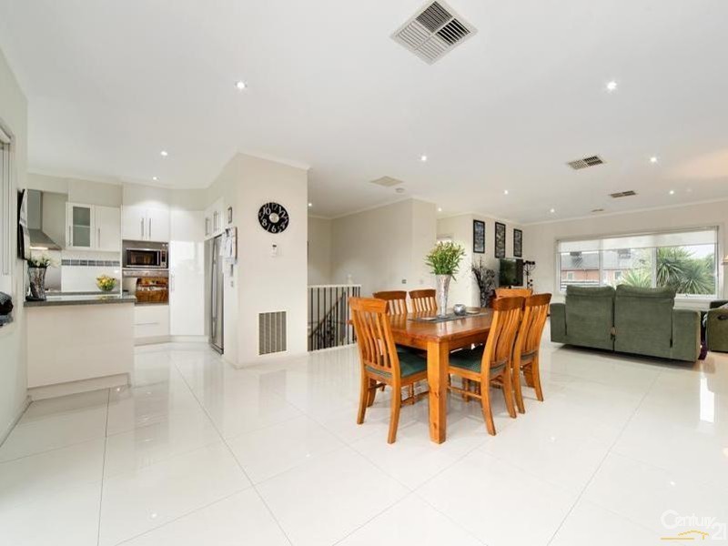 7 Ferrier Grove, Bonbeach VIC 3196