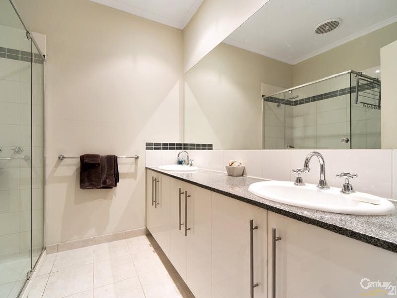 7 Ferrier Grove, Bonbeach VIC 3196