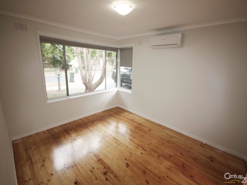 10 Airlie Grove, Seaford VIC 3198