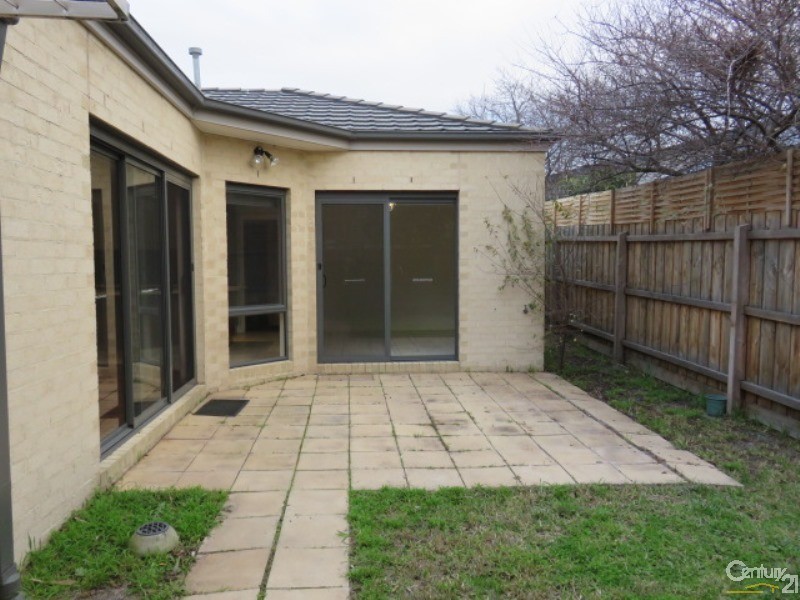 4 Coolibar Ave, Seaford VIC 3198