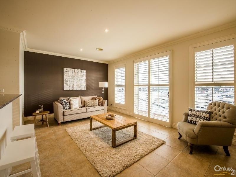 9 Scarborough Drive, Patterson Lakes VIC 3197
