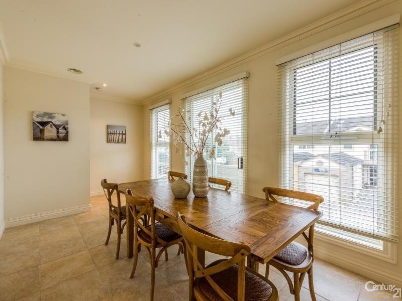 9 Scarborough Drive, Patterson Lakes VIC 3197
