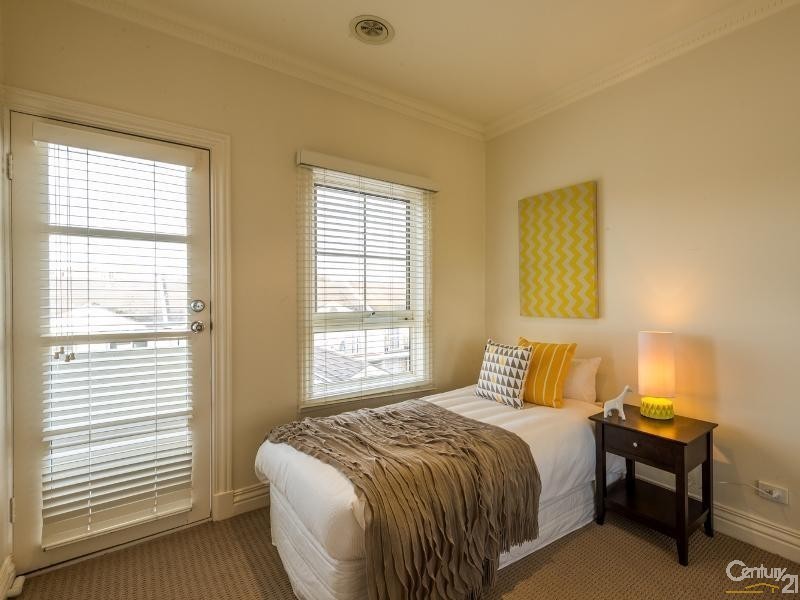 9 Scarborough Drive, Patterson Lakes VIC 3197