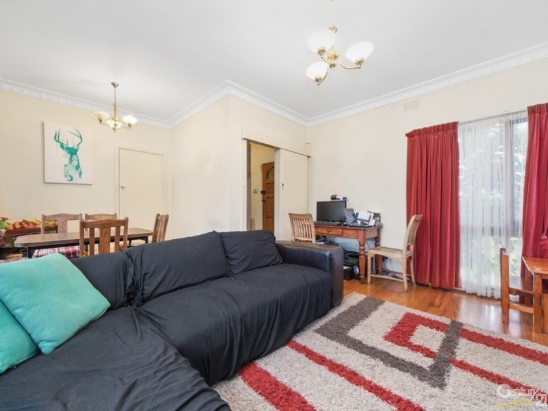 33 Mernda Ave, Bonbeach VIC 3196