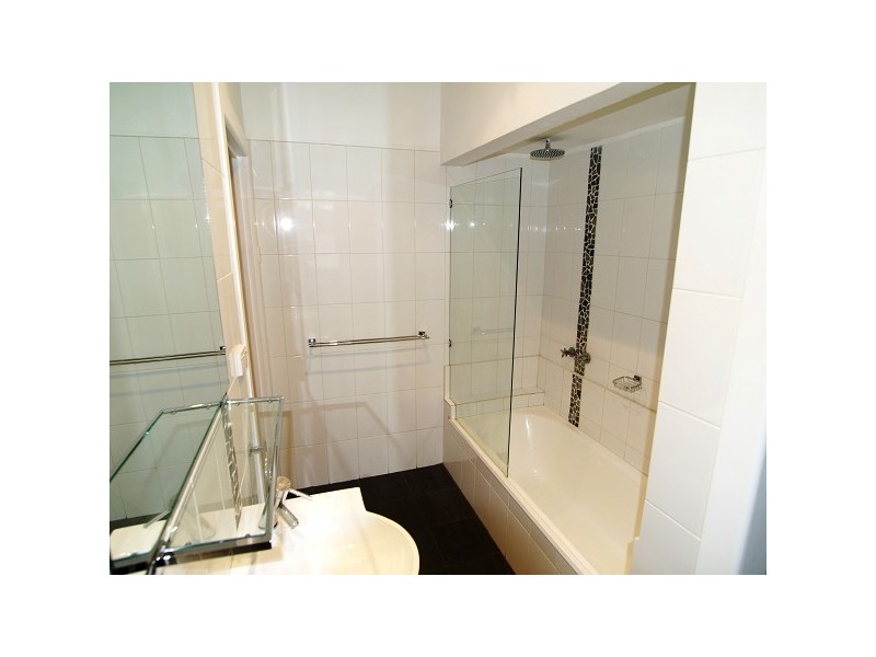 7/31 DOCKER STREET, Elwood VIC 3184