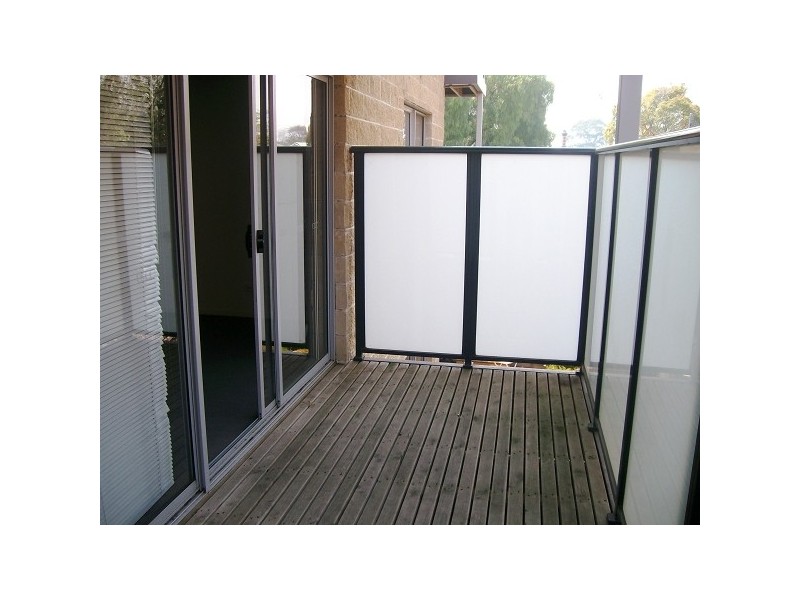 8/40 WATTLETREE ROAD, Armadale VIC 3143