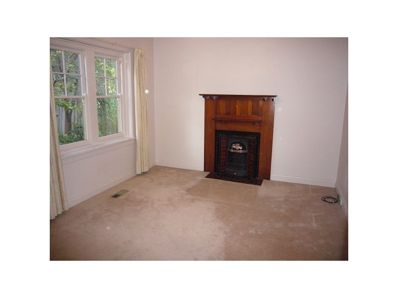 12 ACACIA STREET, Camberwell VIC 3124