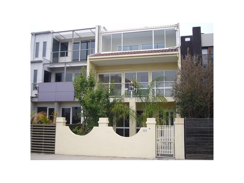 10 BALMORAL PLACE, South Yarra VIC 3141