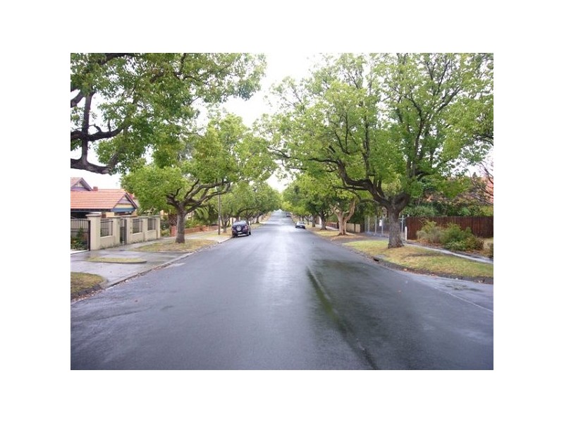 22 ATHELSTAN ROAD, Camberwell VIC 3124