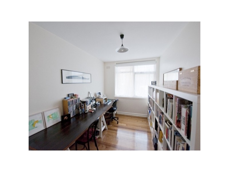 3/22B CRIMEA STREET, St Kilda VIC 3182