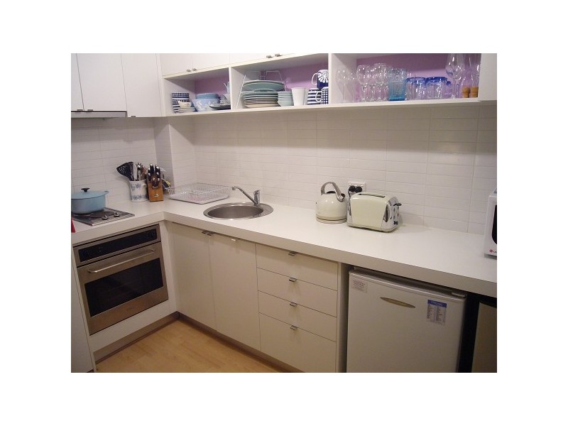 8/1 LUMLEY COURT, Prahran VIC 3181