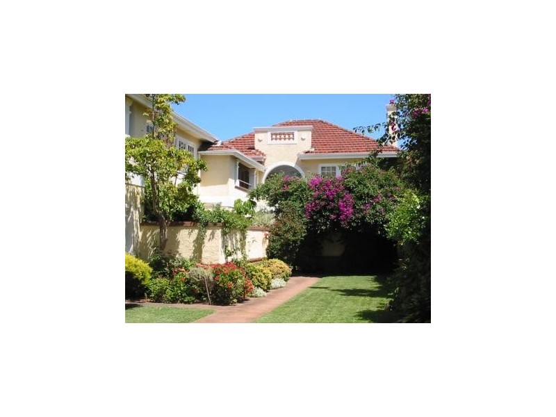 3/115 BRIGHTON ROAD, Elwood VIC 3184