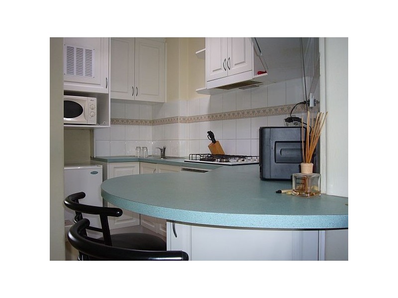 15/36 WATERLOO CRESCENT, St Kilda VIC 3182