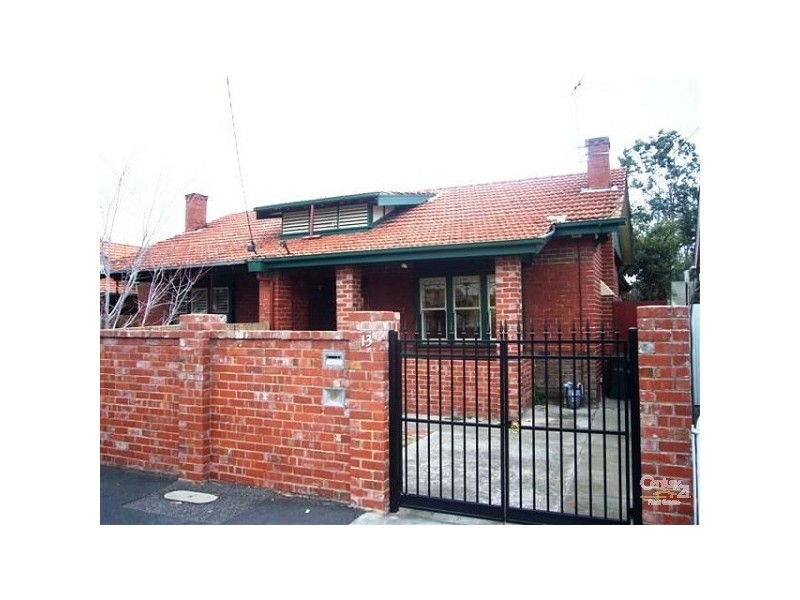 13 BALSTON STREET, St Kilda East VIC 3183