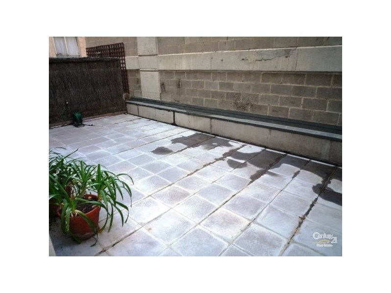 1/201 FRANKLIN STREET, Melbourne VIC 3000