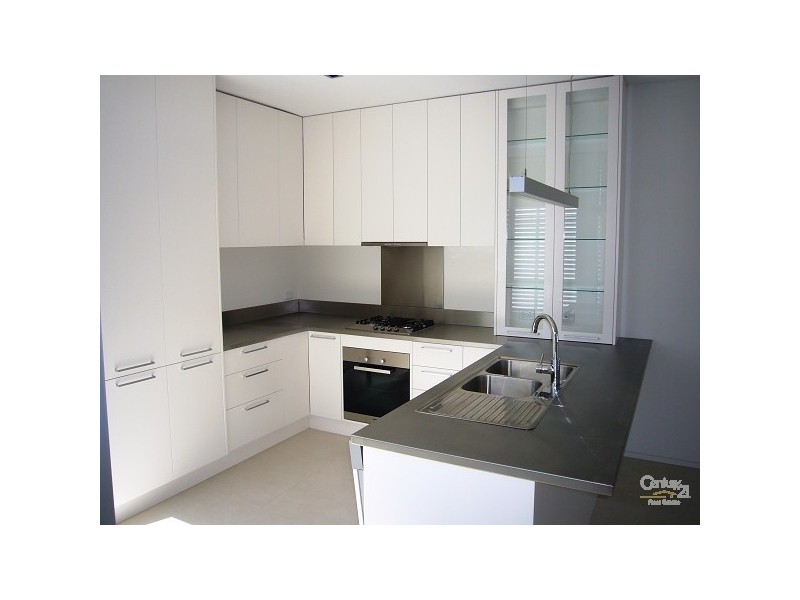 12A NELSON STREET, St Kilda East VIC 3183
