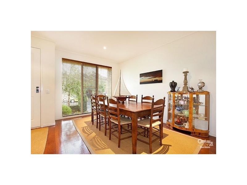 19a Vale Street, St Kilda VIC 3182