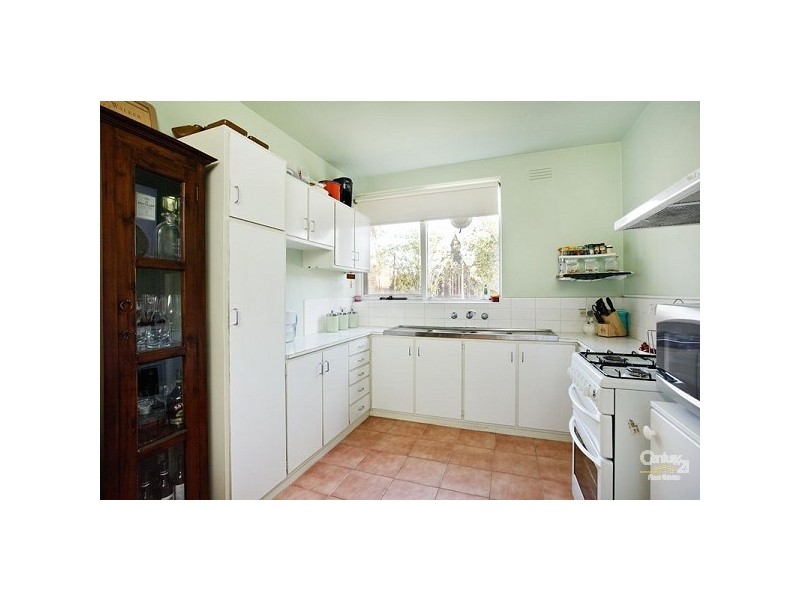 2/205 Dandenong Road, Prahran VIC 3181