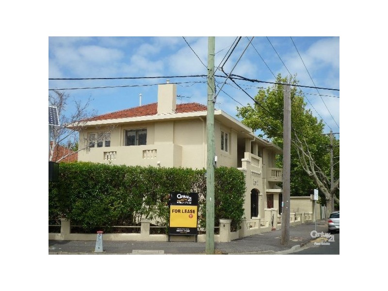 2/8 GLENHUNTLY ROAD, Elwood VIC 3184