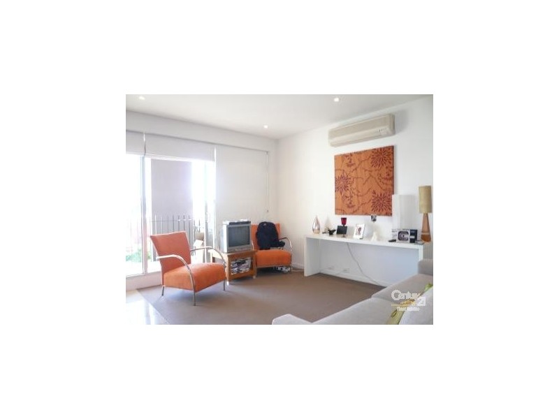 10/2 MADDOCK STREET, Windsor VIC 3181