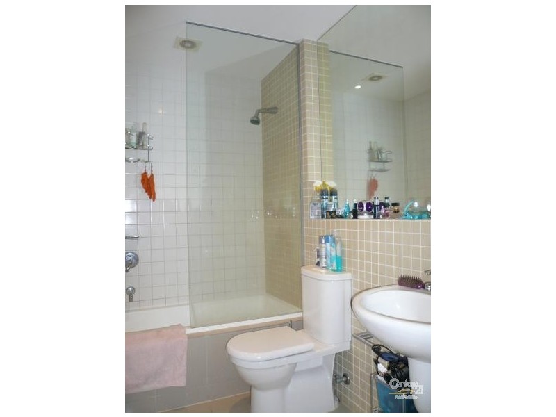 10/2 MADDOCK STREET, Windsor VIC 3181