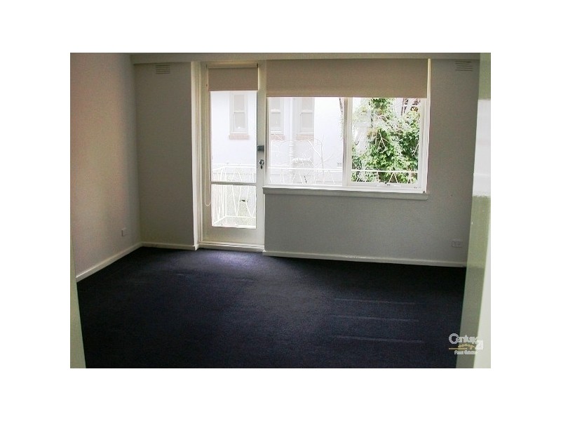 11/7 IRVING AVENUE, Prahran VIC 3181