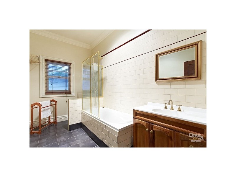 43 Lloyd Street, Heidelberg Heights VIC 3081