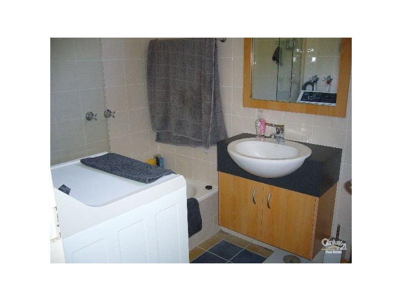 13/77 Westbury Street, St Kilda East VIC 3183