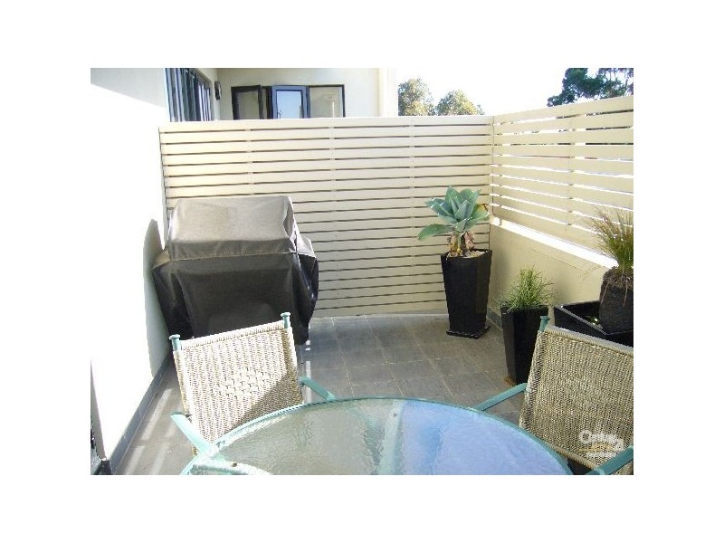 208/100 Hawthorn Road, Caulfield North VIC 3161