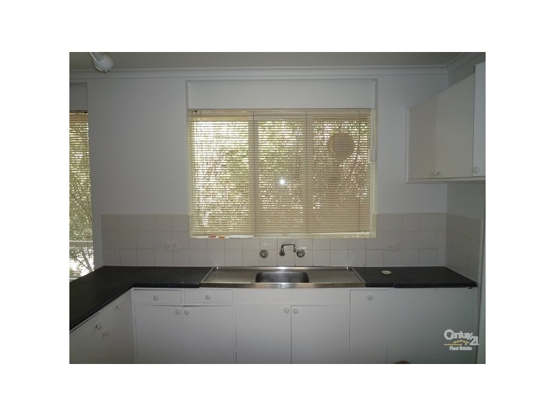 6/51 GOURLAY STREET, St Kilda East VIC 3183