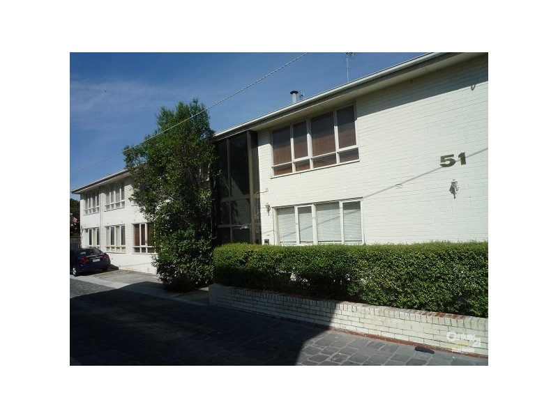 6/51 GOURLAY STREET, St Kilda East VIC 3183