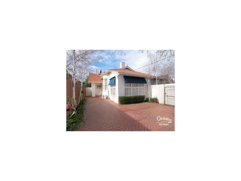 398 ST KILDA STREET, Brighton VIC 3186