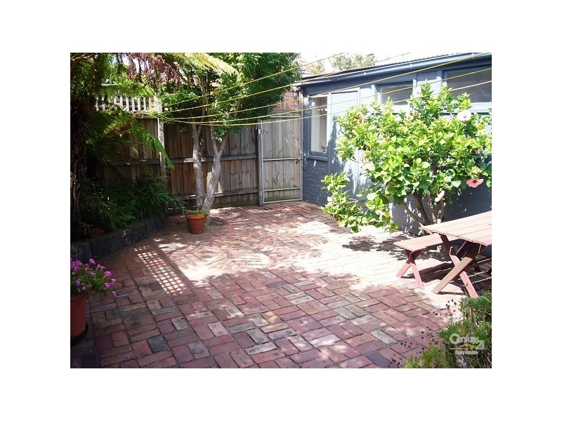 141 RICHARDSON STREET, Middle Park VIC 3206