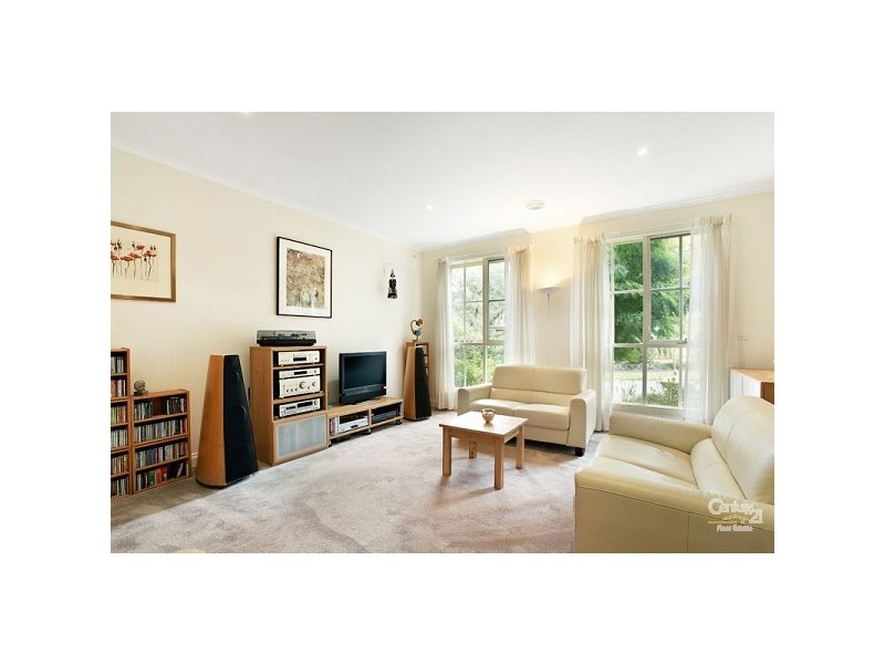 2B Neath Street, Surrey Hills VIC 3127