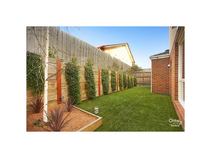 2B Neath Street, Surrey Hills VIC 3127
