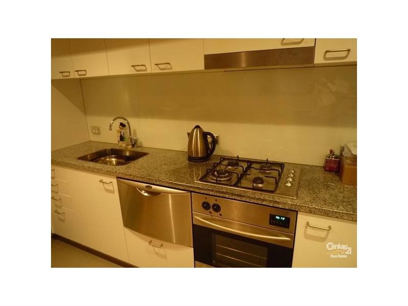 111/220 COMMERCIAL ROAD, Prahran VIC 3181