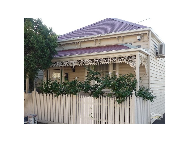4 DUKE STREET, St Kilda VIC 3182