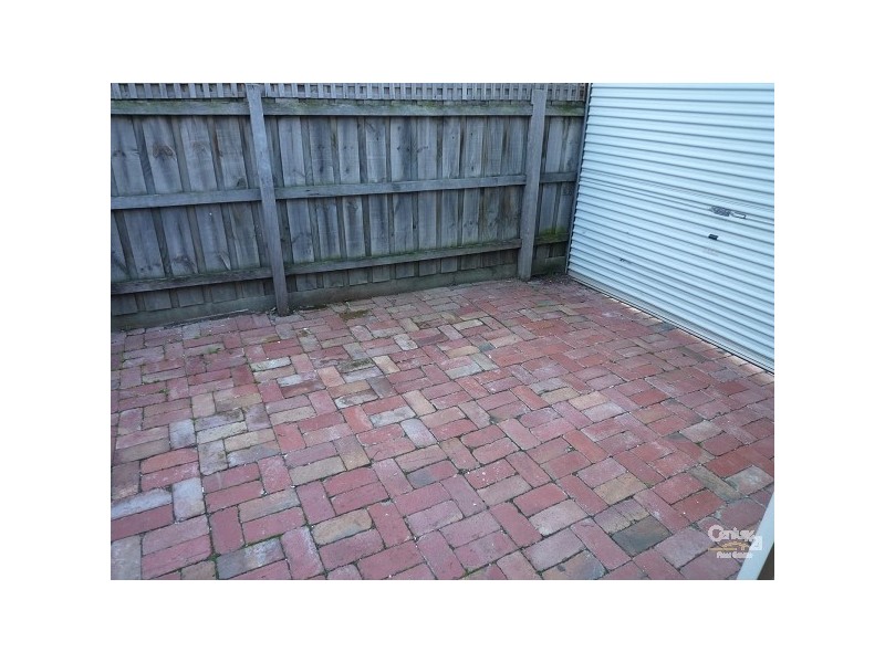 4 DUKE STREET, St Kilda VIC 3182