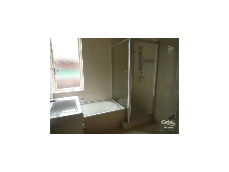 2/661 MALVERN ROAD, Toorak VIC 3142