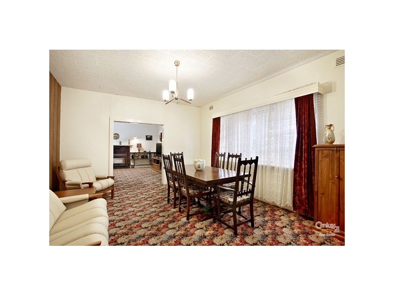 14 Robert Street, Elwood VIC 3184