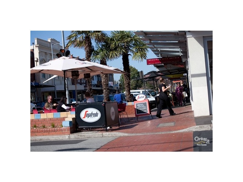 14 Robert Street, Elwood VIC 3184