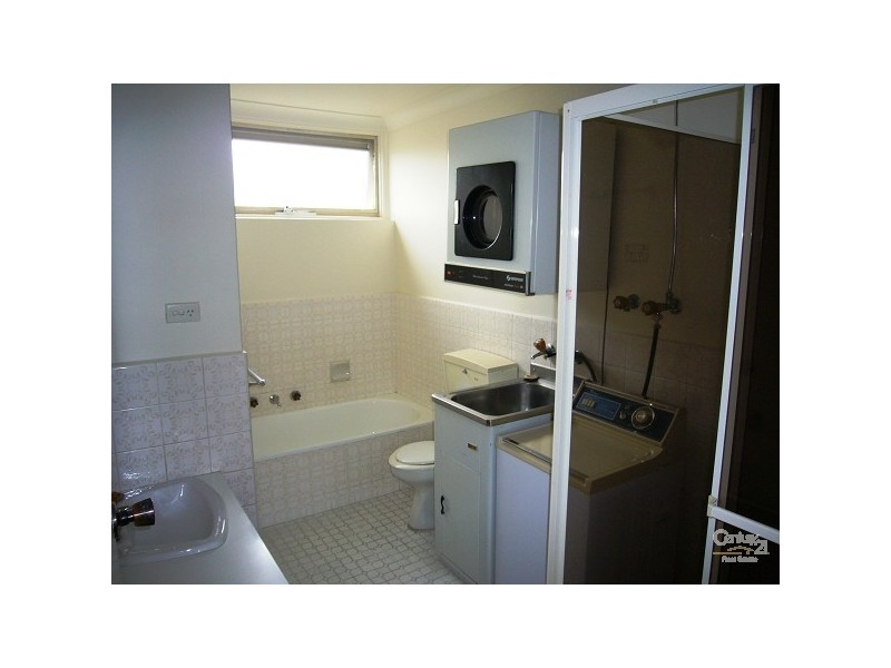 2/14 TENNYSON STREET, St Kilda VIC 3182