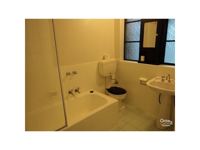 22/58 QUEENS ROAD, Melbourne VIC 3004