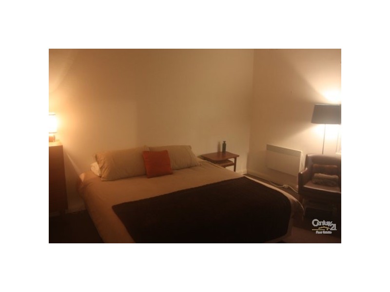 22/58 QUEENS ROAD, Melbourne VIC 3004