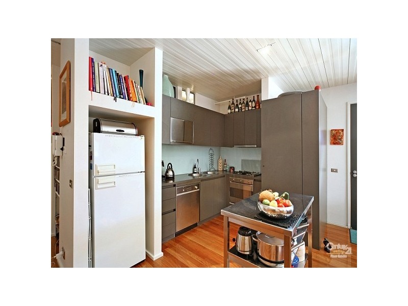 102/12 Anchor Place, Prahran VIC 3181